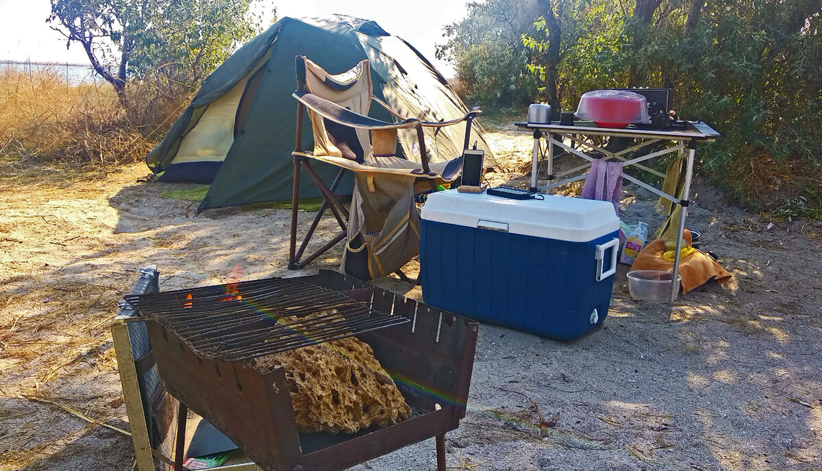 В палатке на кухне