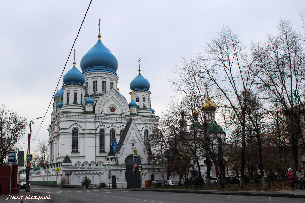 Николо-Перервинский монастырь, или Голубые купола над Москвой-рекой |  Тайный фотограф Москвы | Дзен