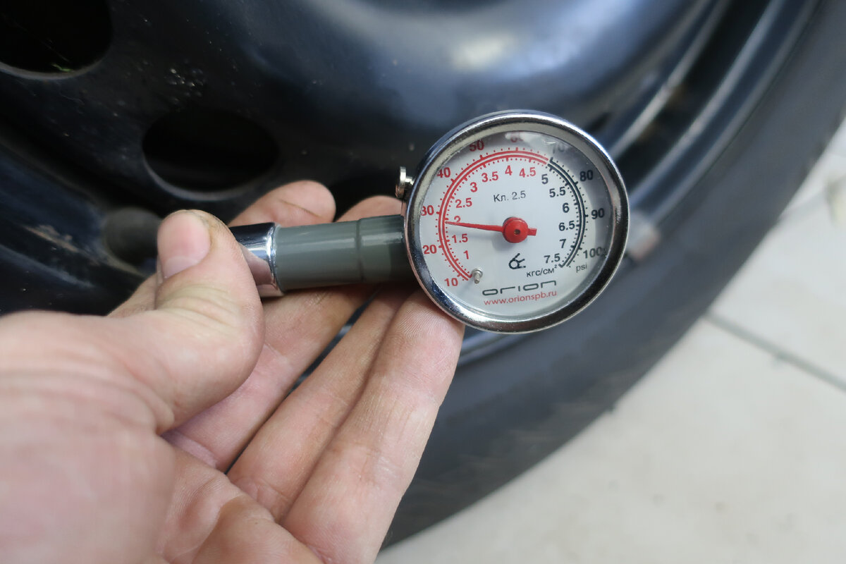 tyre pressure check types