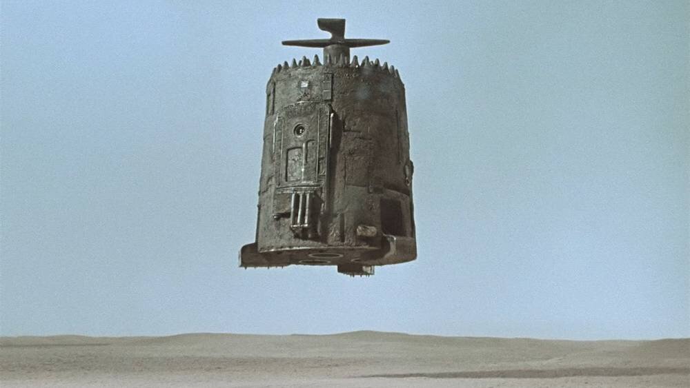 1 декабря 1986 года на экраны вышла трагикомедия Георгия Данелии «Кин-дза-дза!».-6