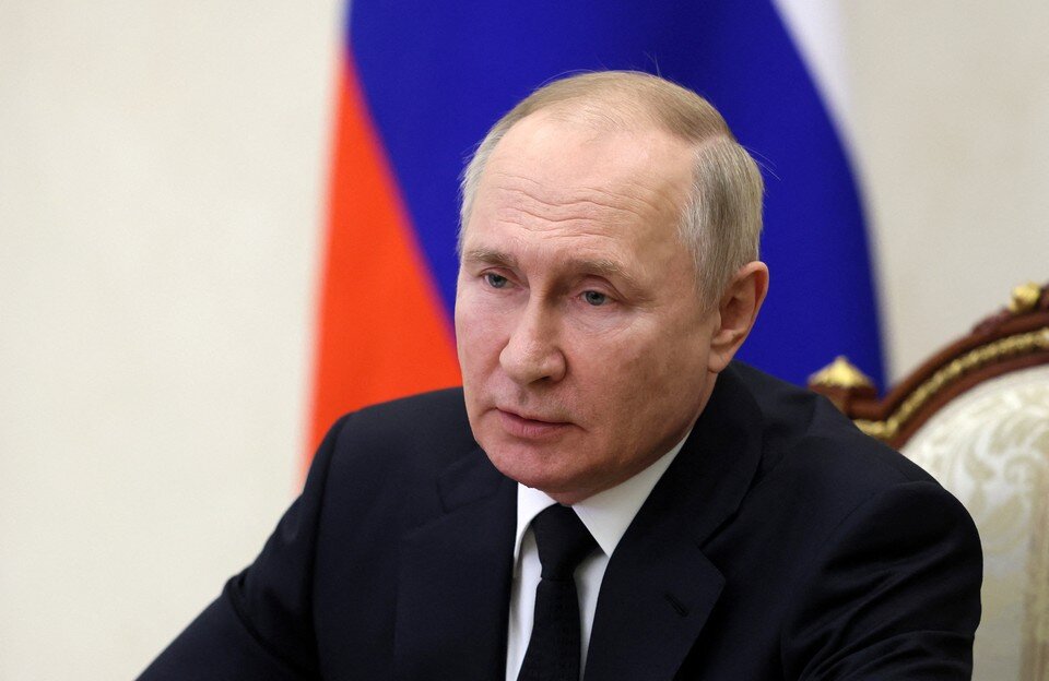     Владимир Путин  REUTERS