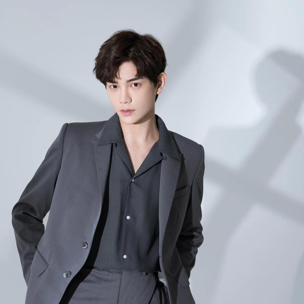 Дин Юй Си (род. 1995 г.)