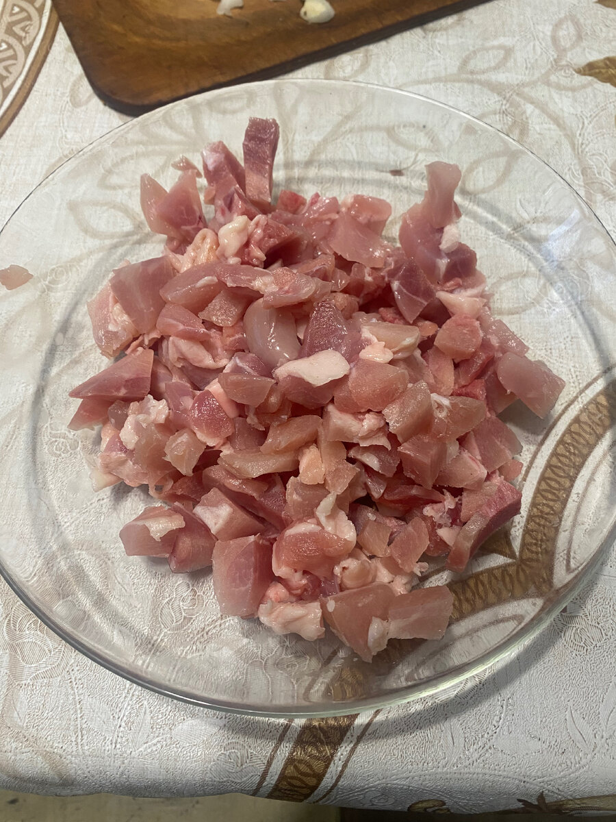 Вот такими кусочками режем 