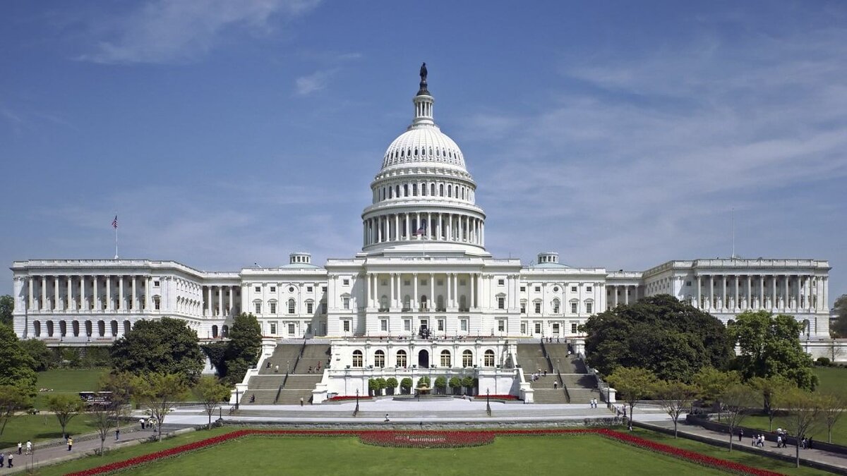        wikipedia.org | Architect of the Capitol/Общественное достояние