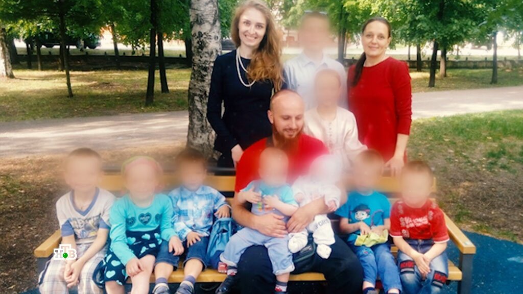    Православный гарем: как россиянин-многоженец превратил жизнь домочадцев в ад