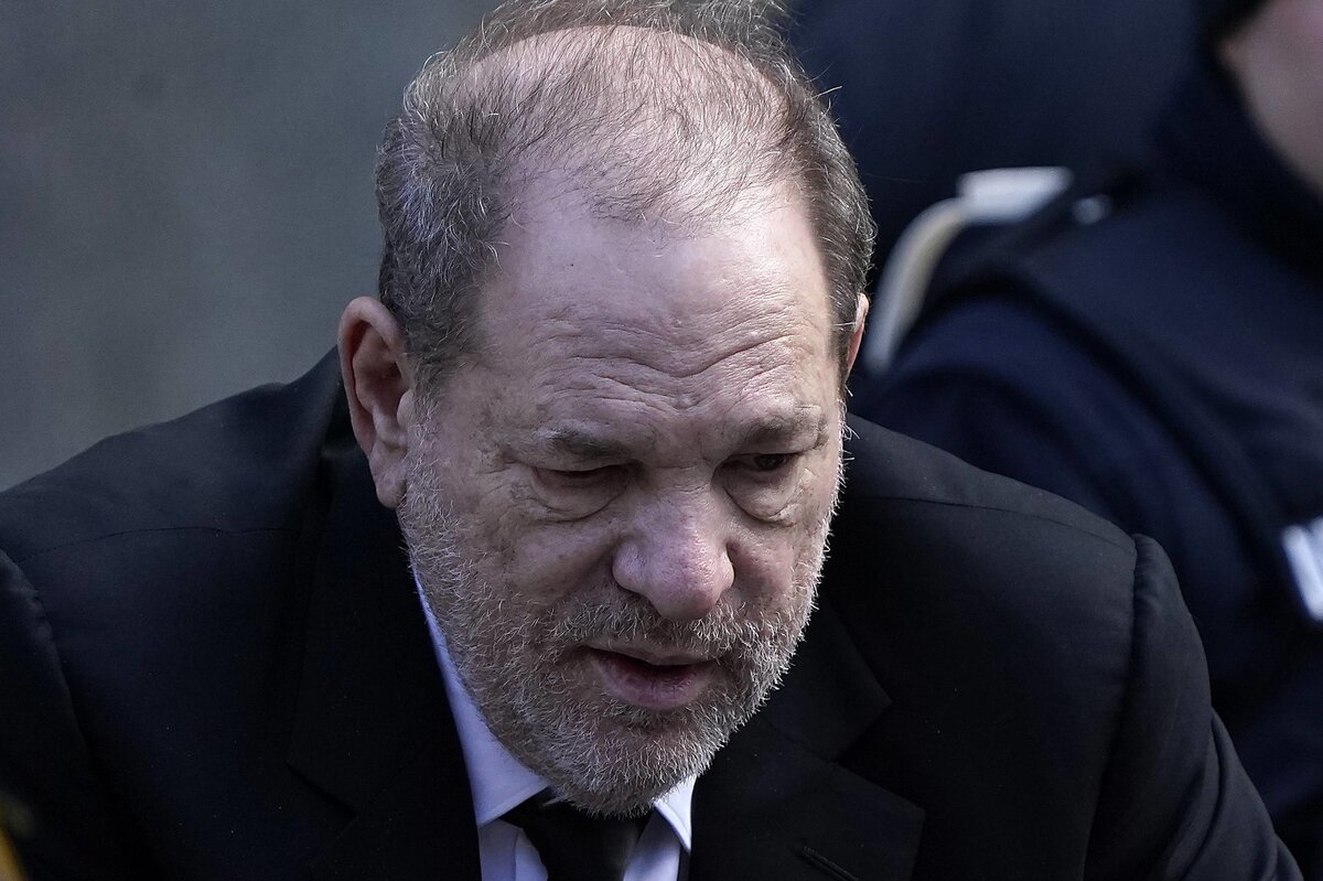     Харви Вайнштейна приговорили к дополнительным 16 годам тюрьмы по делу об изнасиловании