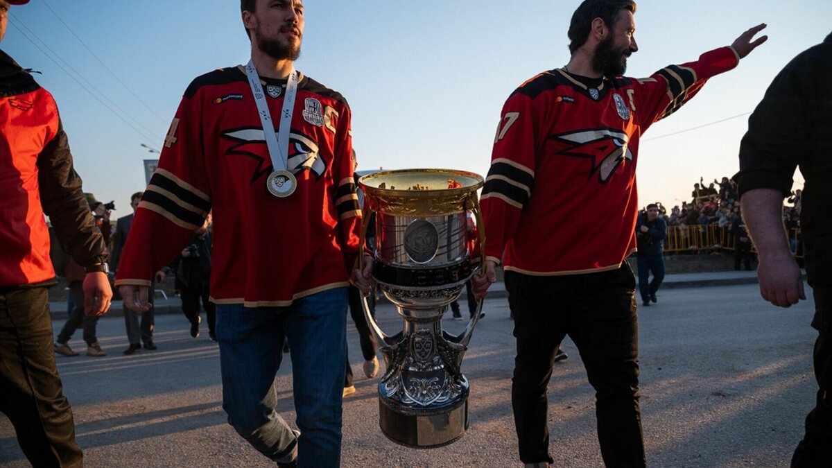     Изменения связаны с началом игр плей-офф.