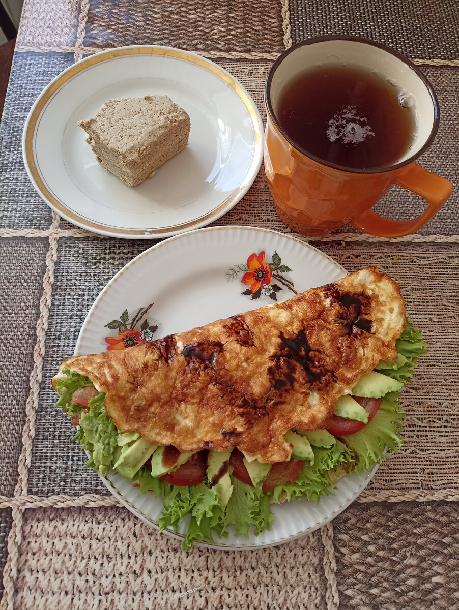 Блинчик из яиц и лаваша. 