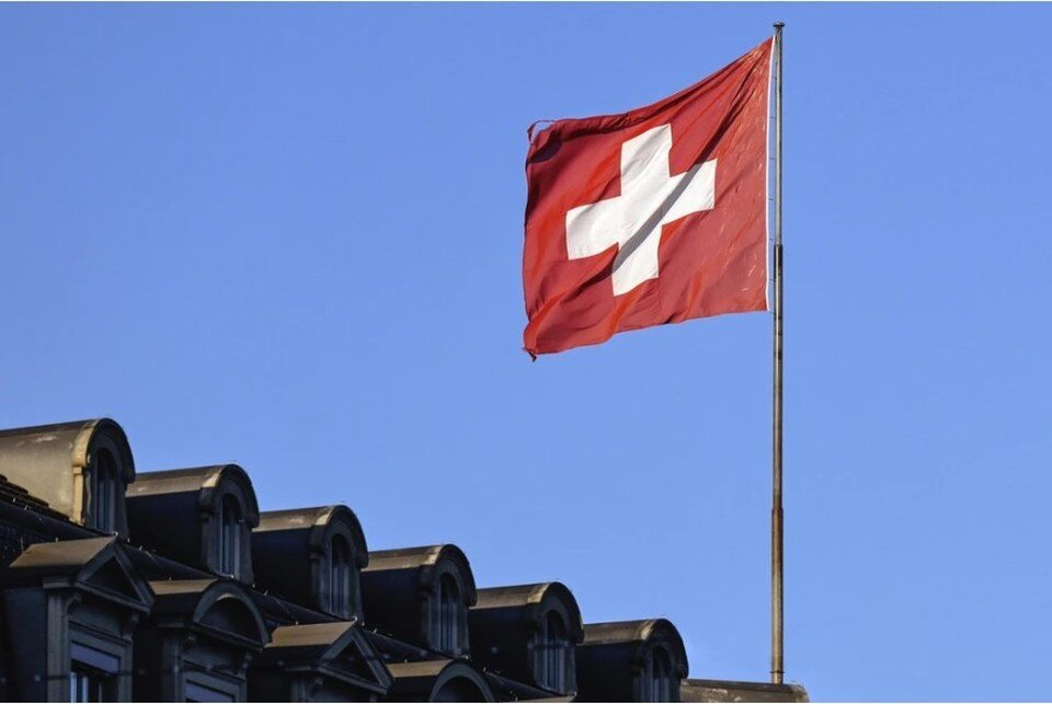     Крупнейший банк Швейцарии UBS предложил купить Credit Suisse за $1 млрд  GLOBAL LOOK PRESS