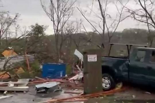    Мощные торнадо обрушились на юг США: есть погибшие и пострадавшие