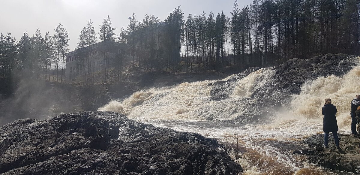 Погода в гирвасе в кондопожском районе. Палеовулкан Гирвас. Водопад Гирвас. Гирвас Карелия. Водопад Петрозаводск Гирвас.