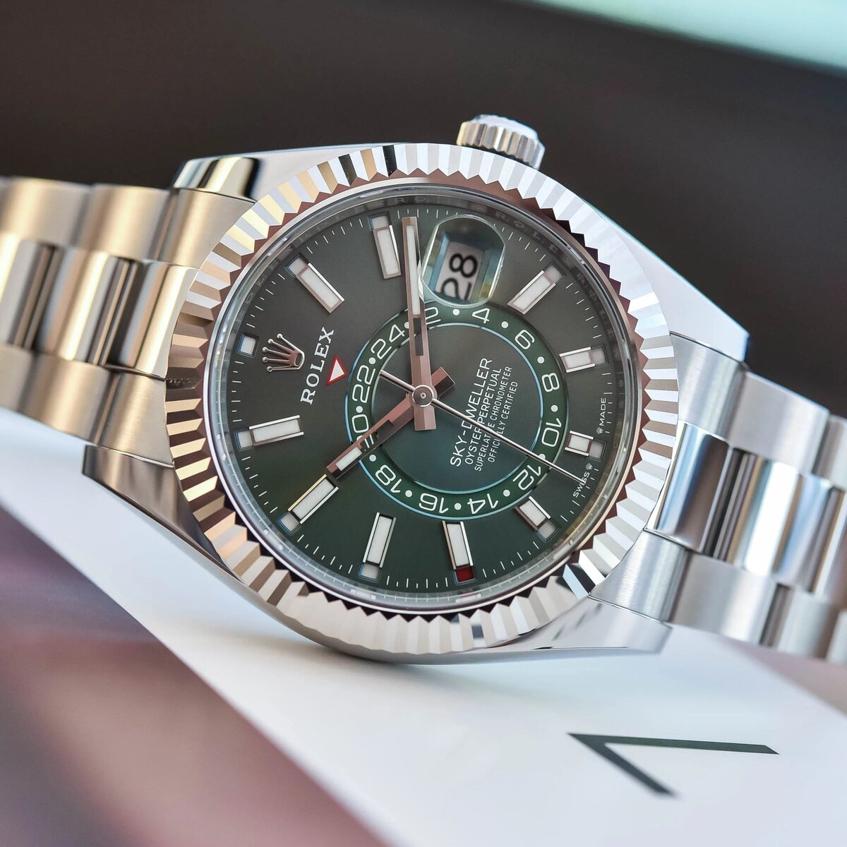 Rolex Sky-Dweller Ref. 336934. Фото: monochrome-watches.com