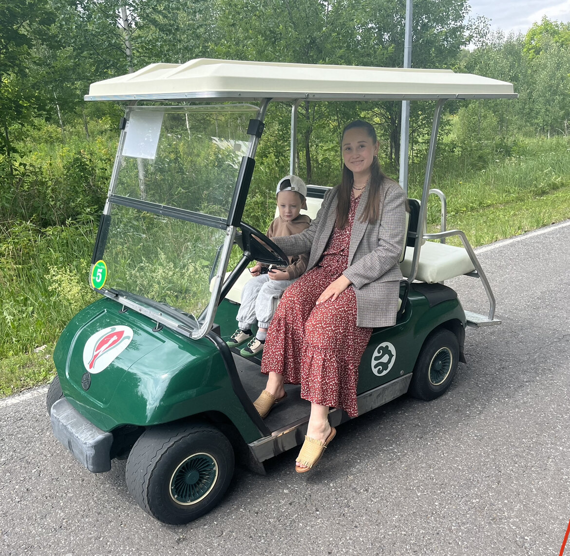 Электромашина. Прокат 15 минут 350 рублей. С ветерком.