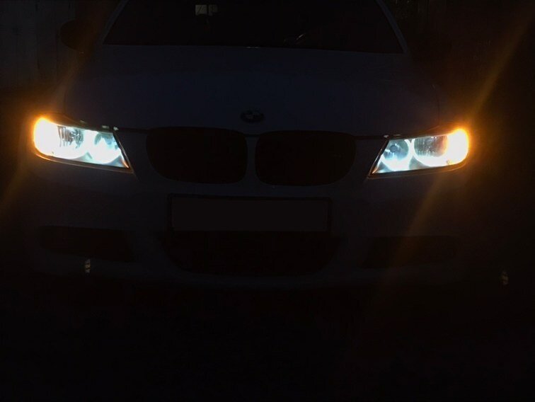 BMW e90 ночью