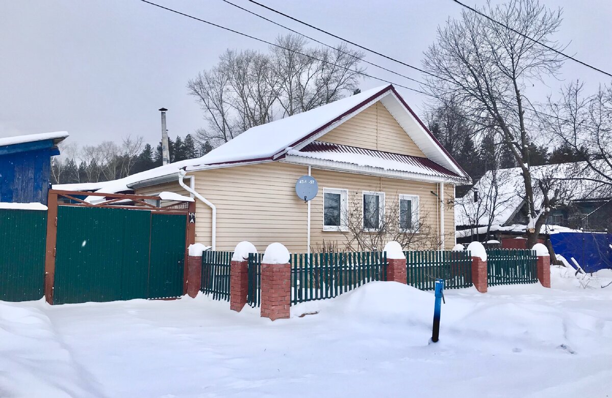 Кварталы русских советских домиков🏠 в городах. Необычайный уют и красота! Что я заметил