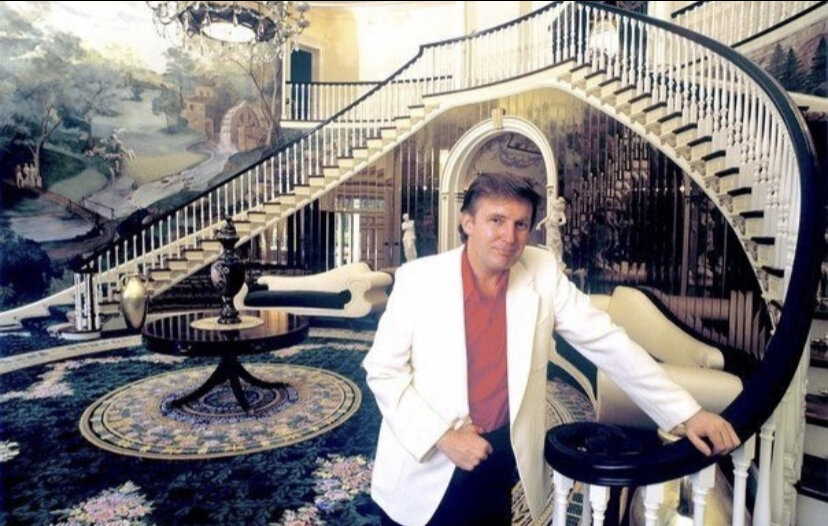 В гостях у Дональда Трампа 1987 год... (аквадискотека?)😅 простите.. 