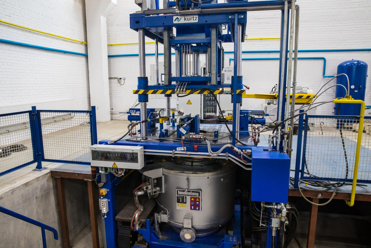 установка для литья алюминиевых сплавов под низким давлением «Kurtz»