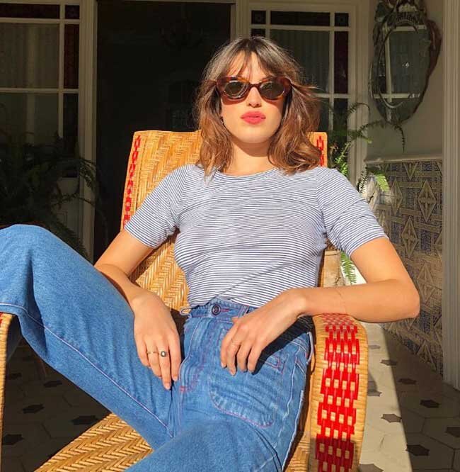 https://www.instagram.com/jeannedamas/