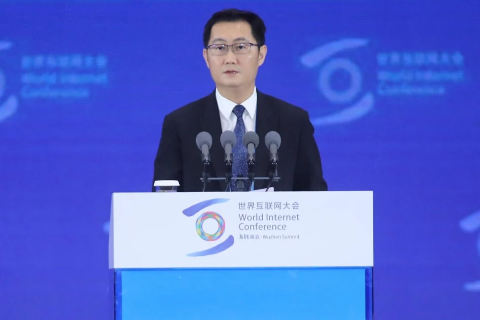 Генеральный директор Tencent Пони Ма Хуатэн был одним из нескольких китайских миллиардеров, потерявших миллиарды долларов на фоне распродажи акций в понедельник!