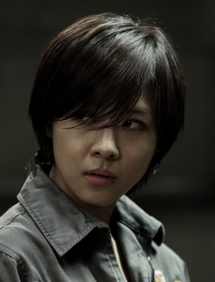 Девушка - каскадерша. Киль Ра Им (актриса  Ха Джи Вон) (фото из свободного доступа) 