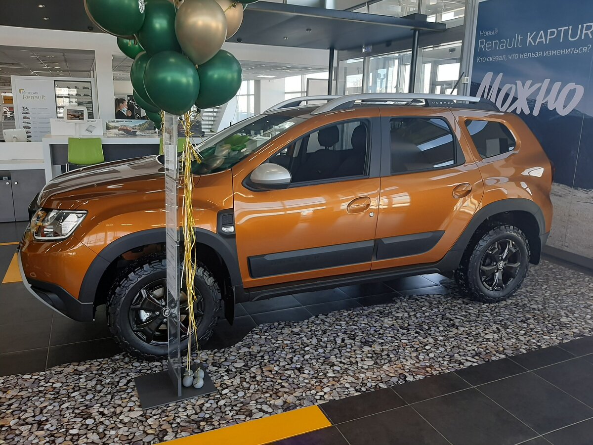 Зашёл в автосалон посмотреть на Renault Duster 2021 - Фотоотчёт и первые  впечатления | В Движении | Дзен