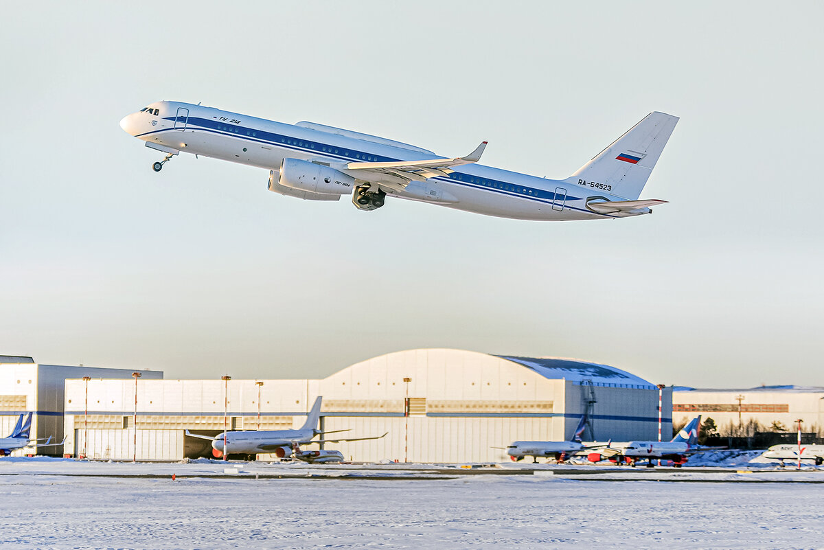 Ту-214ВПУ самолет для ФСБ за 2,7 млрд. рублей | SturmAvia - авиация и  путешествия | Дзен