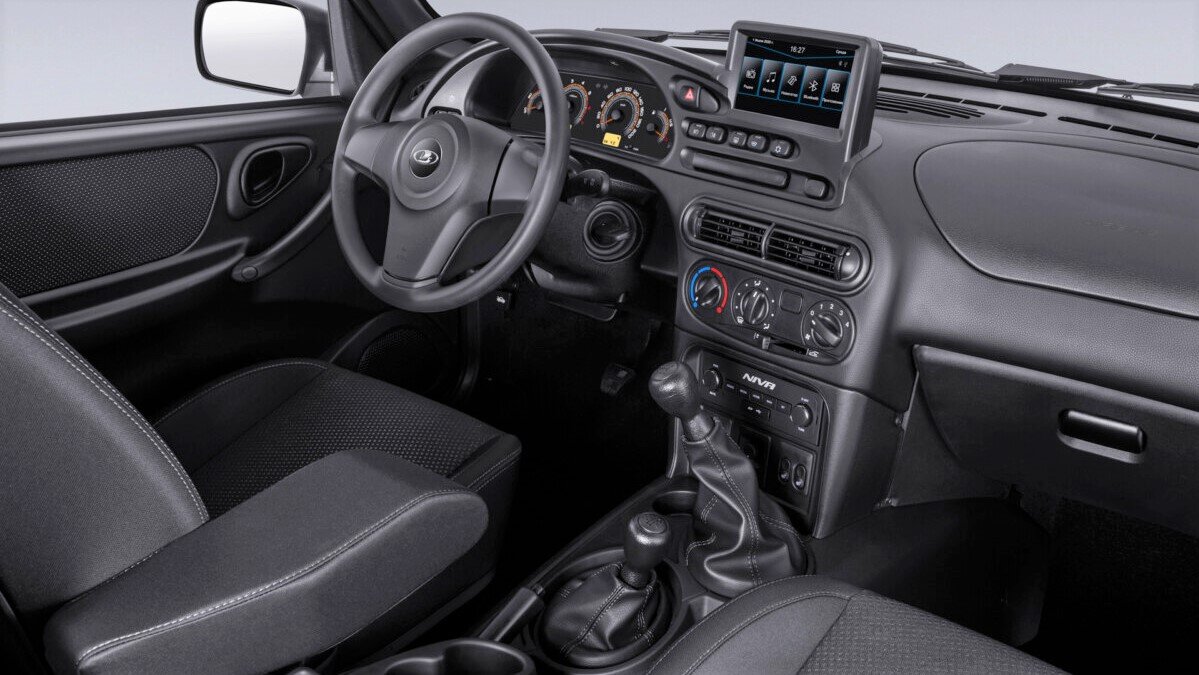 Интерьер LADA Niva Travel 