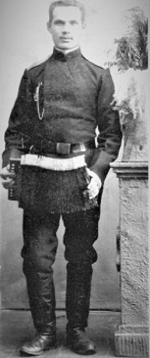 Видно, свататься собрался, коль «ливенку» в ателье прихватил