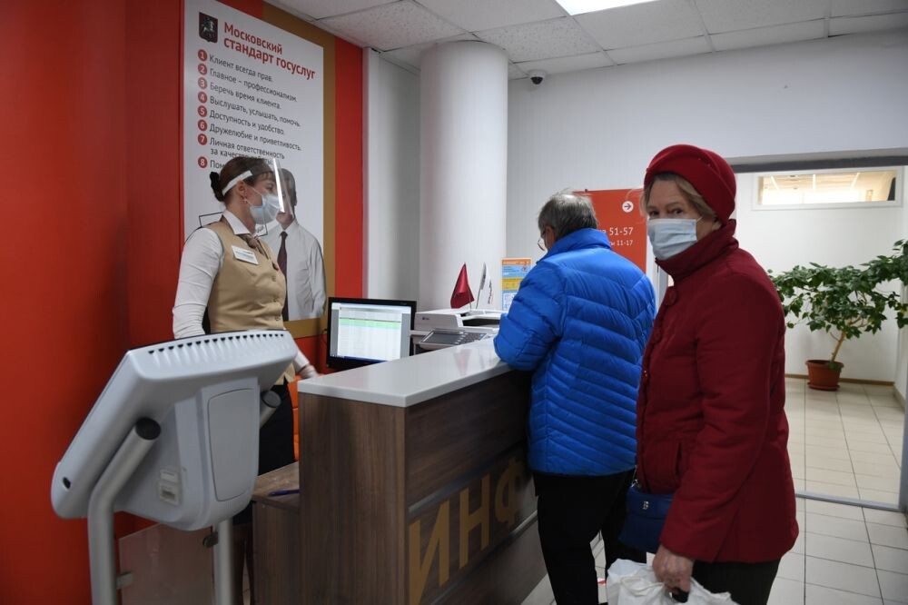 Для выдачи бумажных сертификатов Мишустин попросил Минцифры до конца недели предусмотреть все технические возможности