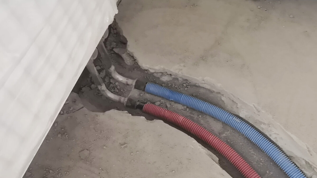 Подключение радиатора при помощи Г-образной трубки