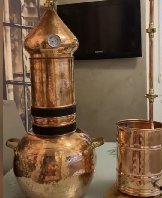 Медный аламбик 