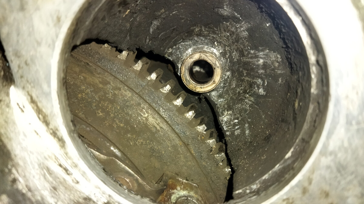 новая втулка на месте 