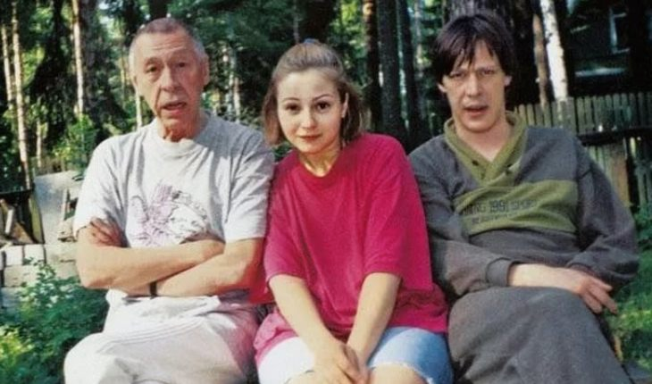 Евгения Добровольская с Олегом и Михаилом Ефремовыми