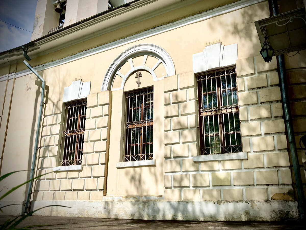 Никольский придел, вид с улицы