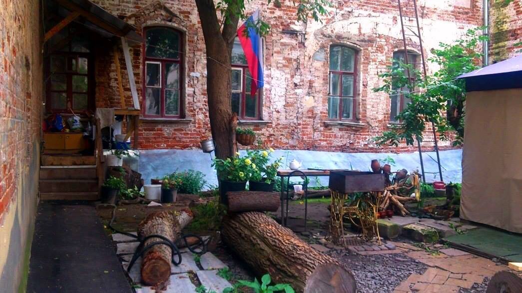 Дом стоит, но больше в нем не живут. Источник изображения: «Москва. Детали».