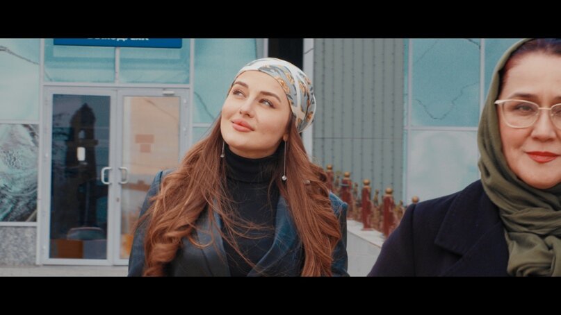 Кадры из клипа «Дега догlа» («Ключ от сердца»)