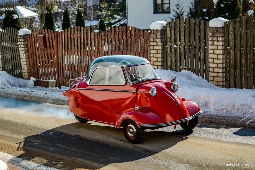 Мотоколяска Messerschmitt KR 200. Говорят, что любимое занятие ценителей подобных авто - разглядывать из окна колёса большегрузных машин. Фото с сайта auto.onliner.by