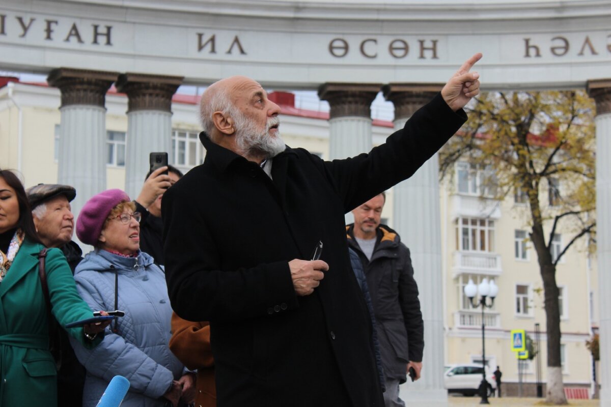 Салават Щербаков