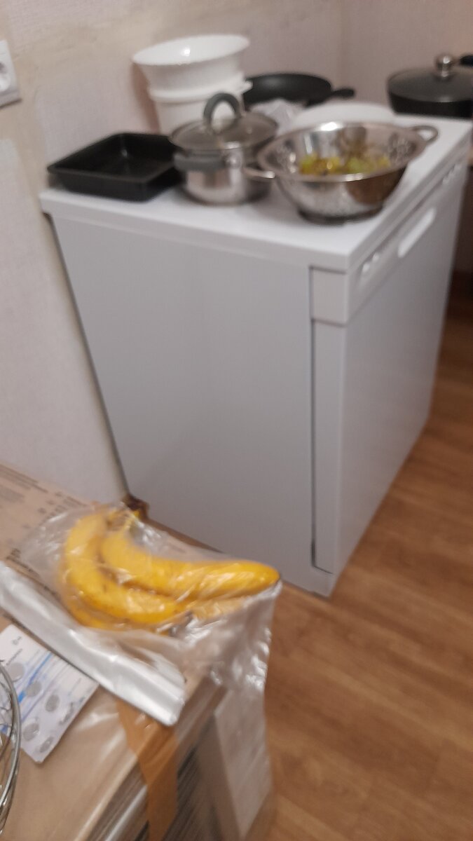 Фото посудомойки, но суть завалов передает))) фото автора