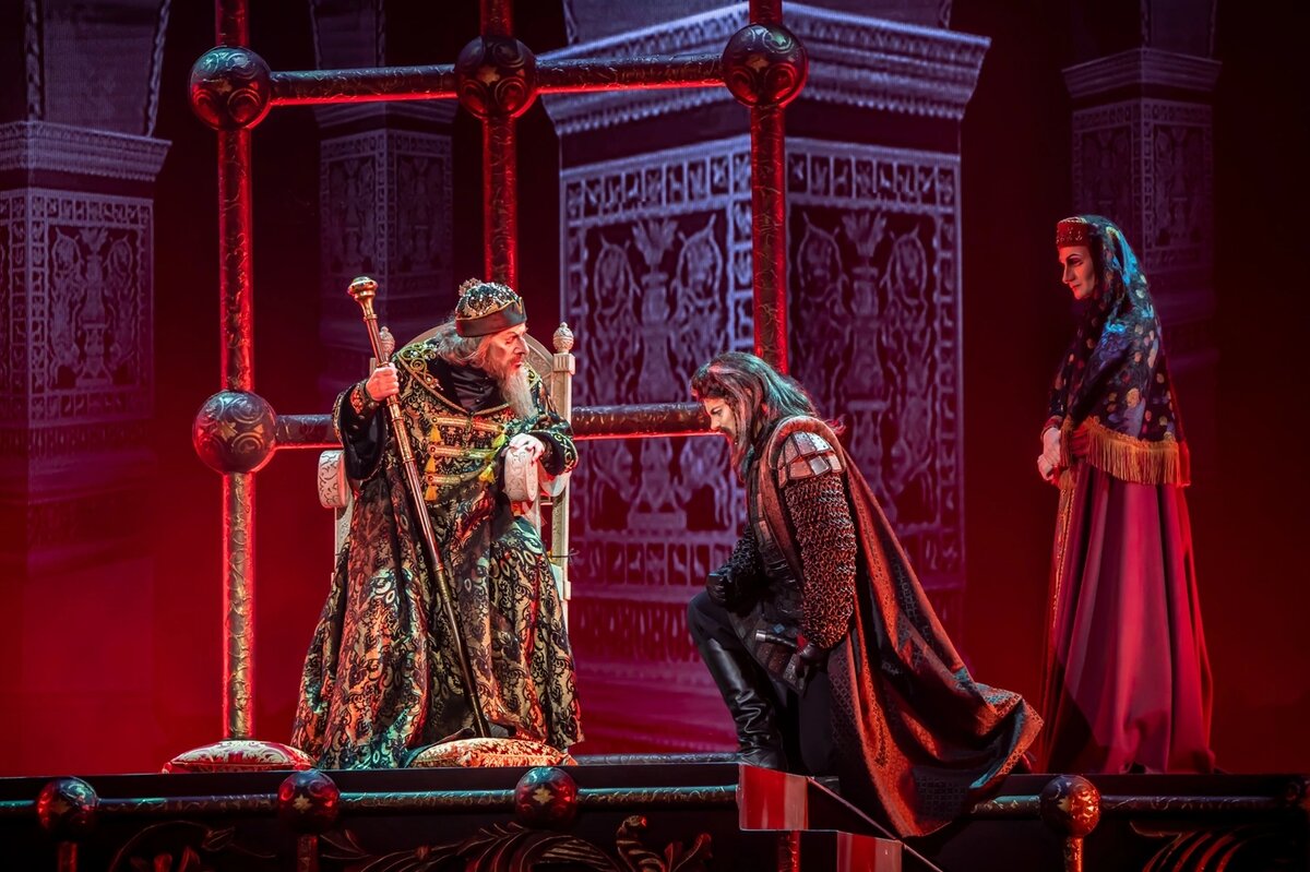 фото с официального сайта театра