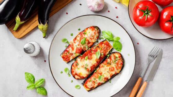    30 минут на кухне: фаршированные баклажаны в микроволновке Артем Путинцев