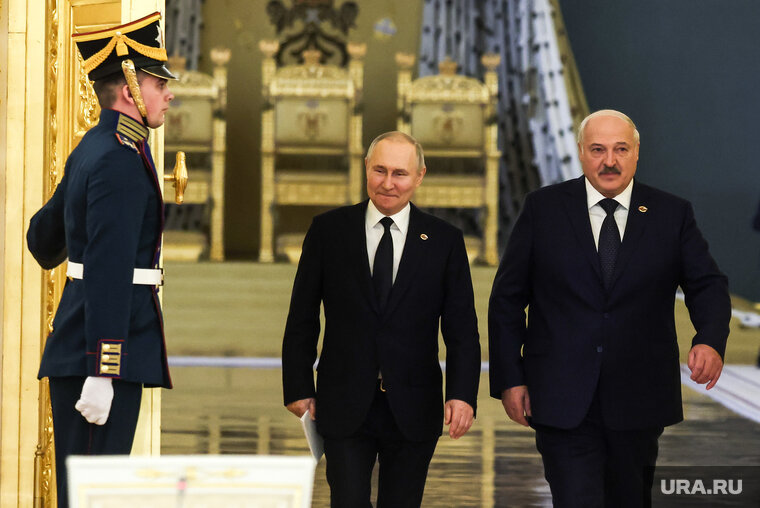    Лукашенко заявил, что российский лидер здесь абсолютно не причем