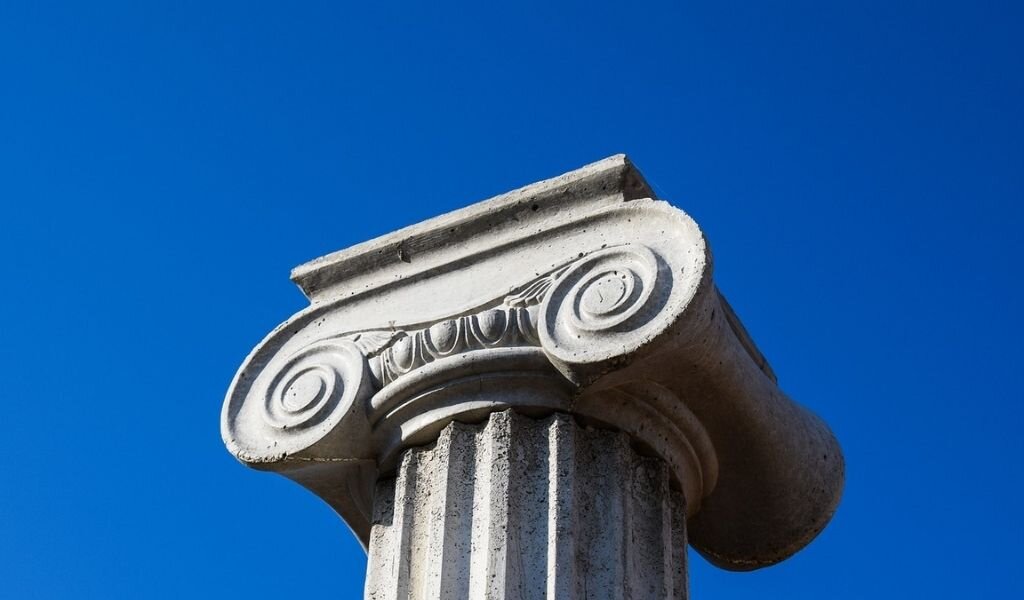 Опора внутри.