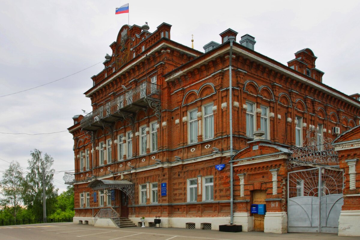 Особняк купца Дубинина, перед которым после съёмок текли "крахмальные реки" 