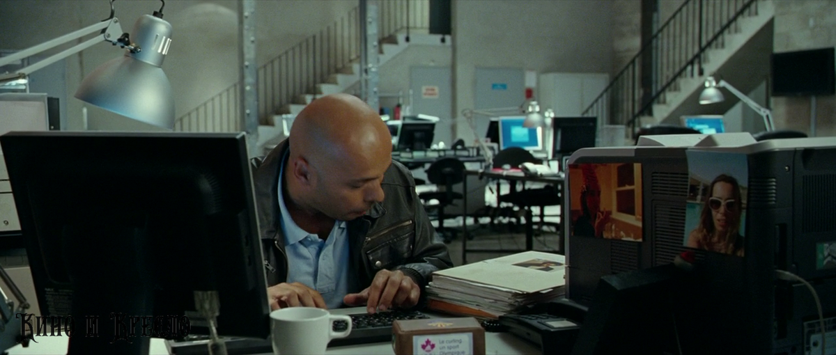 "Двое в пустом Париже" - кадр из фильма