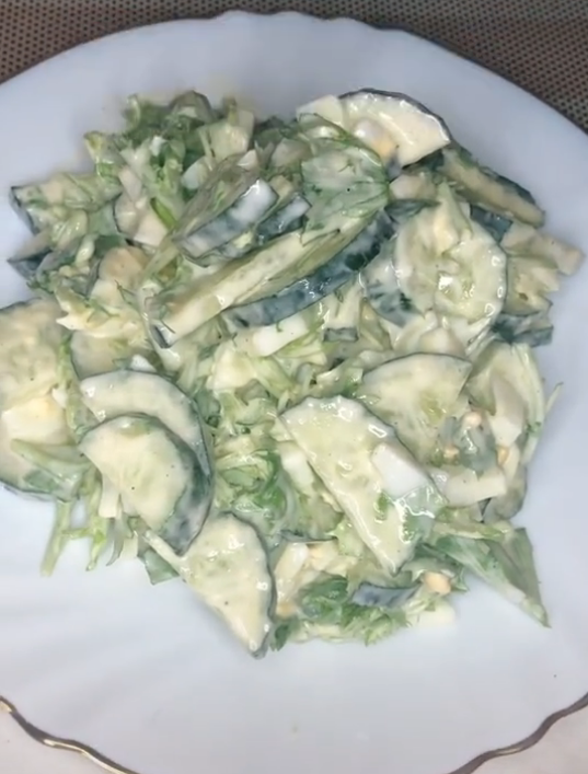 ПП салат из огурцов и яйца – ешь, сколько хочешь без вреда для фигуры