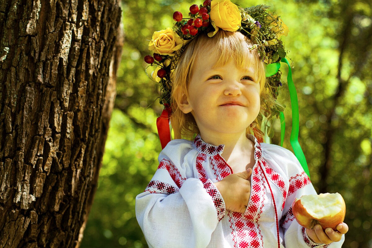 Типичный славянский ребёнок.Яндекс фото.