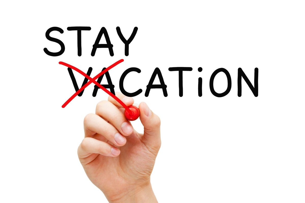 vacation - отпуск, stay - оставаться
