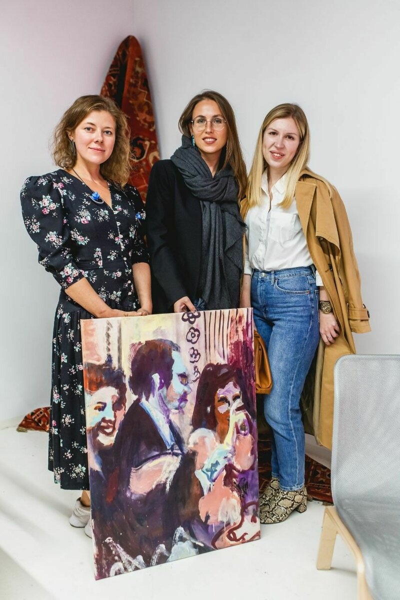 Катя Гранова (художница), Ирина Маринова и Виктория Шишкова (владелицы Artflood Gallery)