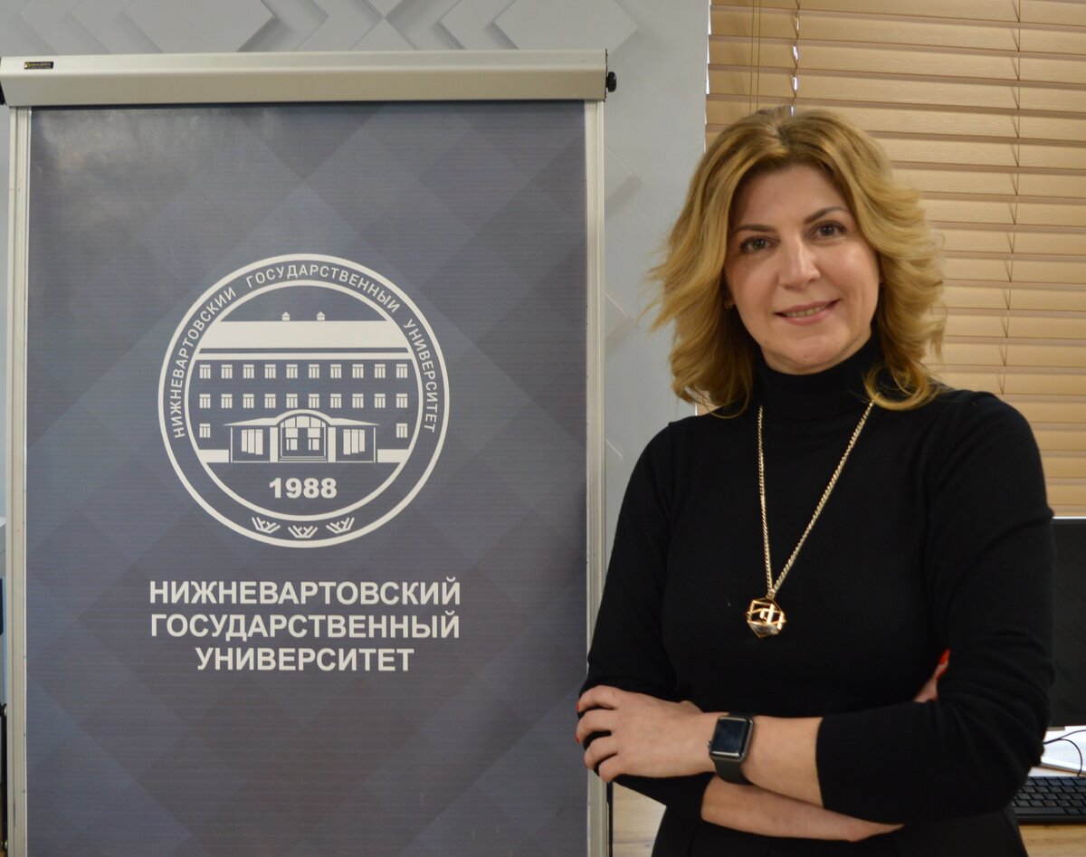 Фото из личного архива автора статьи. На встрече со студенческим активом НВГУ. Фотограф - Любовь Сухорукова.